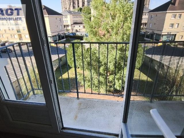 Location Appartement 2 pièces 46m² BEAUVAIS 60000