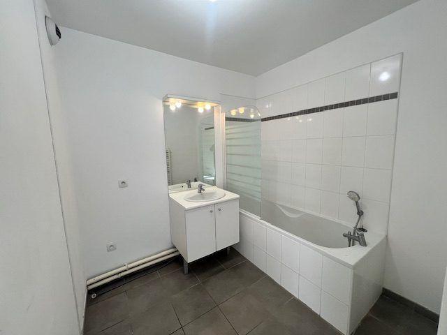 Location Appartement 2 pièces 46m² LILLE 59000