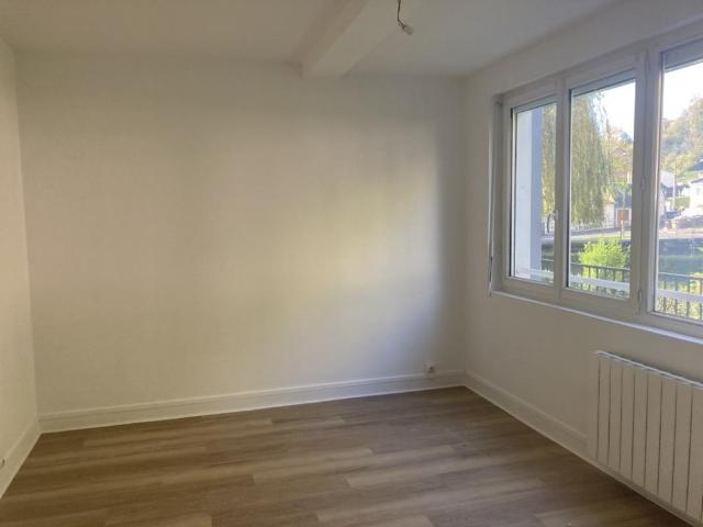 Location Appartement 2 pièces 46m² LISIEUX 14100