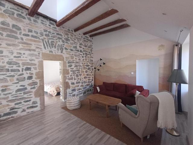 Location Appartement 2 pièces 46m² MILLAU 12100