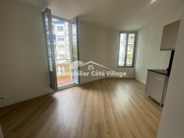 Location Appartement 2 pièces 46m² NICE 06100