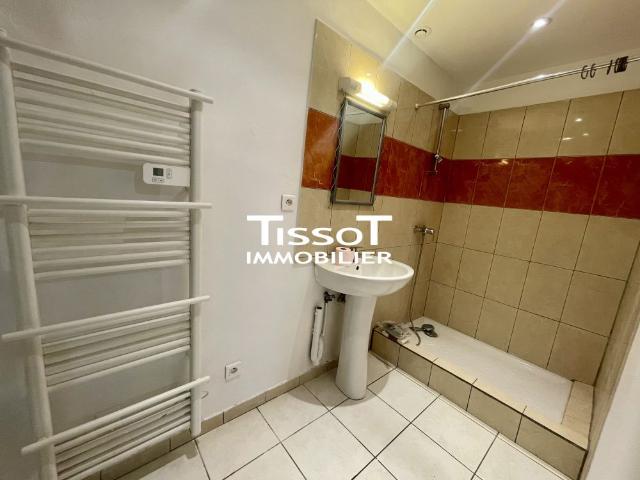 Location Appartement 2 pièces 46m² NIMES 30000