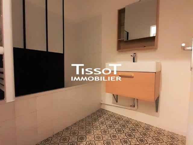 Location Appartement 2 pièces 46m² NIMES 30000