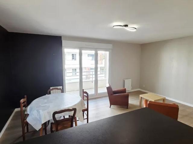 Location Appartement 2 pièces 46m² ST JEAN DE LA RUELLE 45140