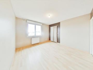 Location Appartement 2 pièces 46m² VALENCE 26000