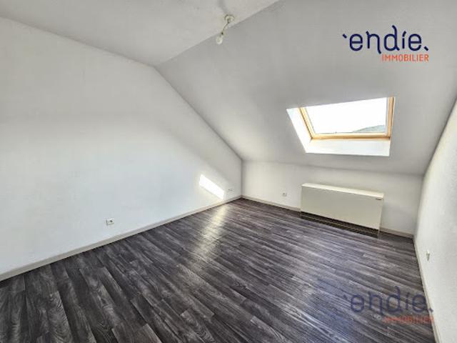 Location Appartement 2 pièces 48.4 m2 Eloie