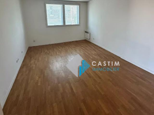 Location Appartement 2 pièces 48.62 m2 Montrouge