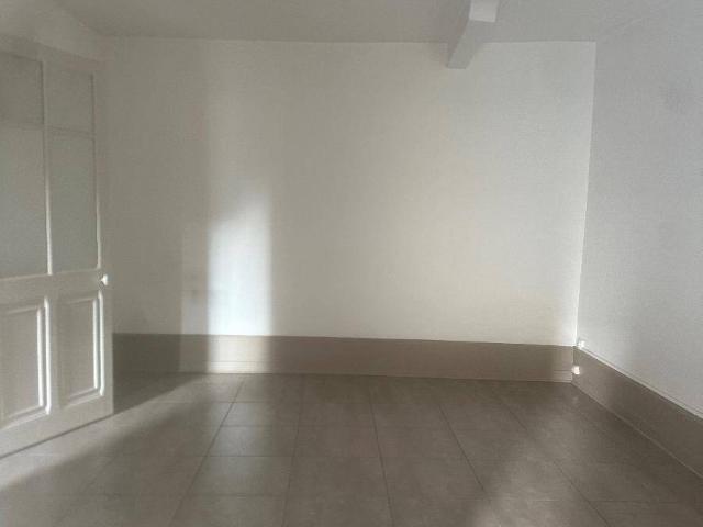 Location appartement 2 pièces 48.73 m² à Cluny 71250 4 530 €