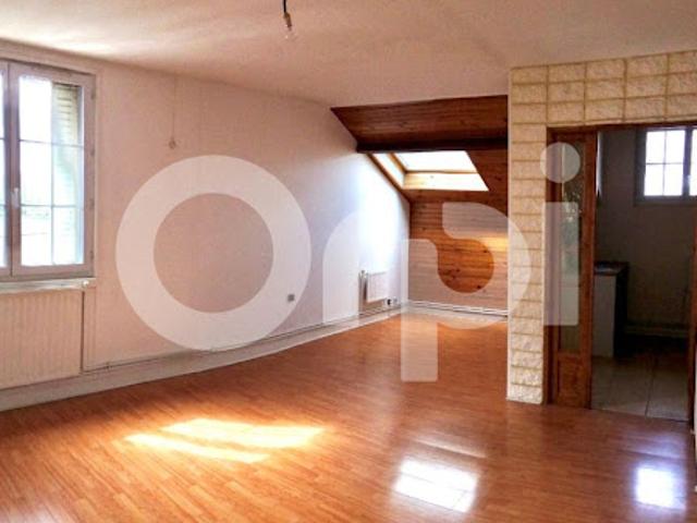 Location Appartement 2 pièces 48.79 m2 Le Plessis Belleville