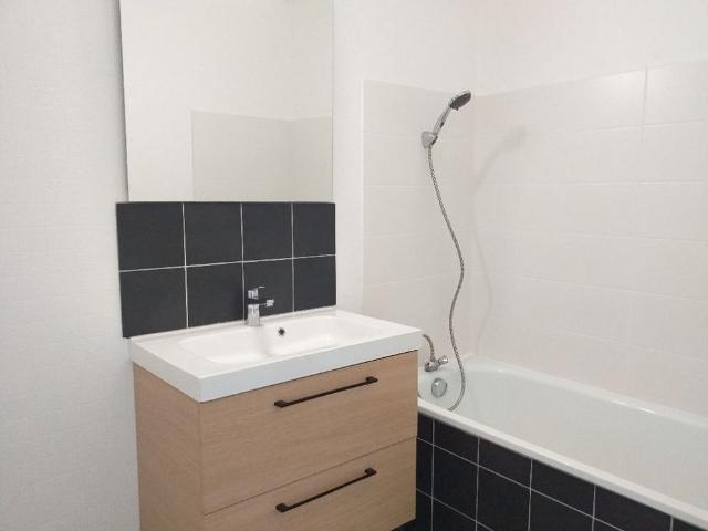 Location appartement 2 pièces, 48.29m², Angers