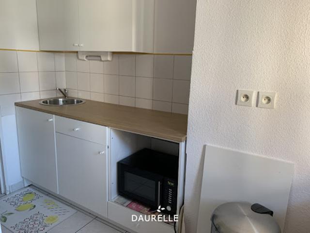 Location Appartement 2 pièces 48 m2 Chateaurenard