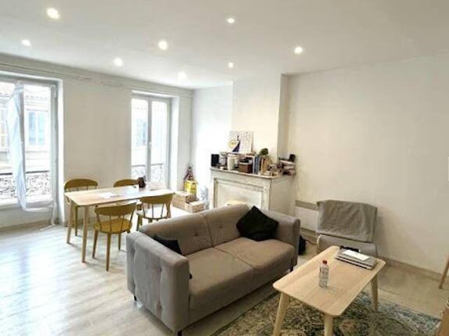 Location Appartement 2 pièces 48 m2 Marseille 6ème