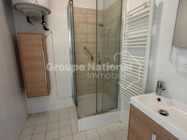 Location Appartement 2 pièces 48m²