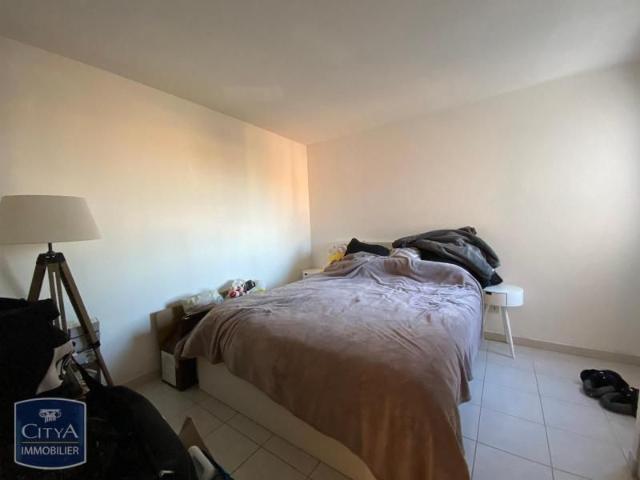 Location Appartement 2 pièces 48m² CAVAILLON 84300