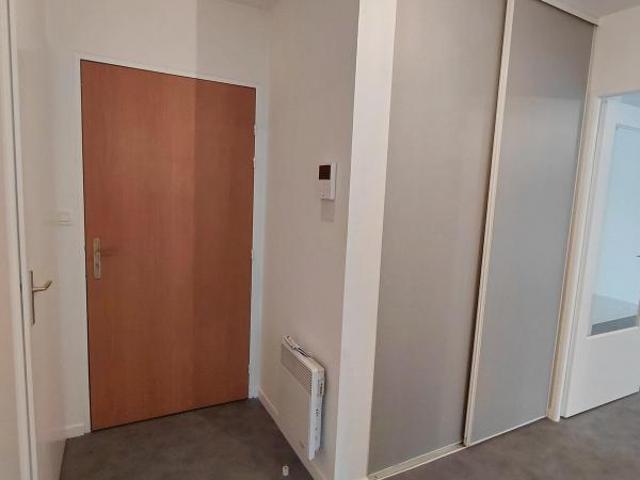 Location Appartement 2 pièces 48m² ANGERS 49000