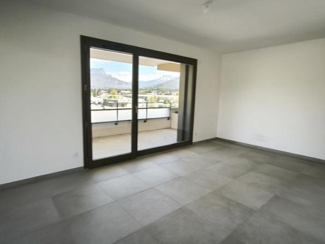 Location Appartement 2 pièces 48m² ANNECY 74370