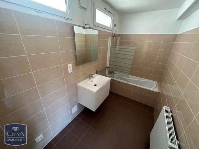 Location Appartement 2 pièces 48m² AGEN 47000