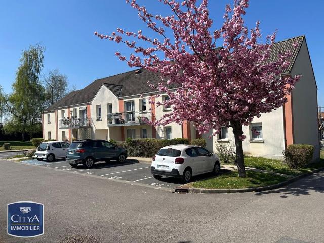Location Appartement 2 pièces 48m² ALBERT 80300