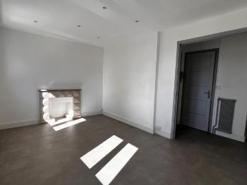 Location Appartement 2 pièces 48m² AUBENAS 07200