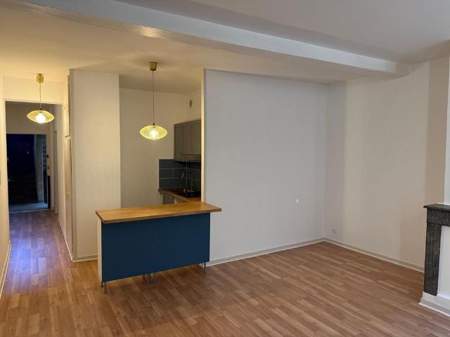 Location Appartement 2 pièces 48m² BORDEAUX 33000