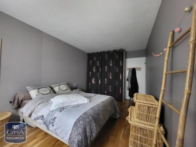 Location Appartement 2 pièces 48m² BRIVE LA GAILLARDE 19100