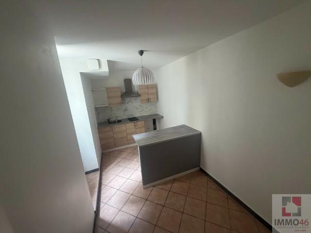Location Appartement 2 pièces 48m² GRAMAT 46500