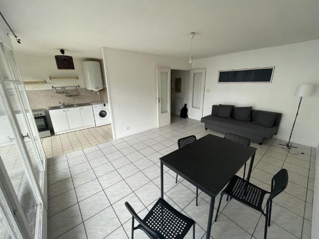 Location Appartement 2 pièces 48m² GRENOBLE 38100