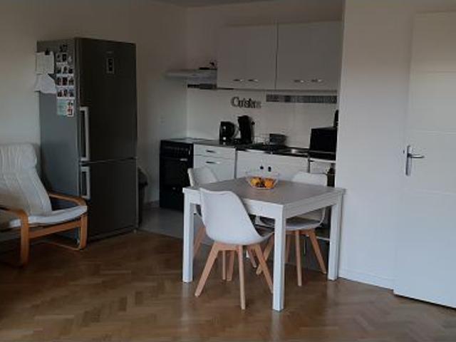 Location Appartement 2 pièces 48m² EMERAINVILLE 77184