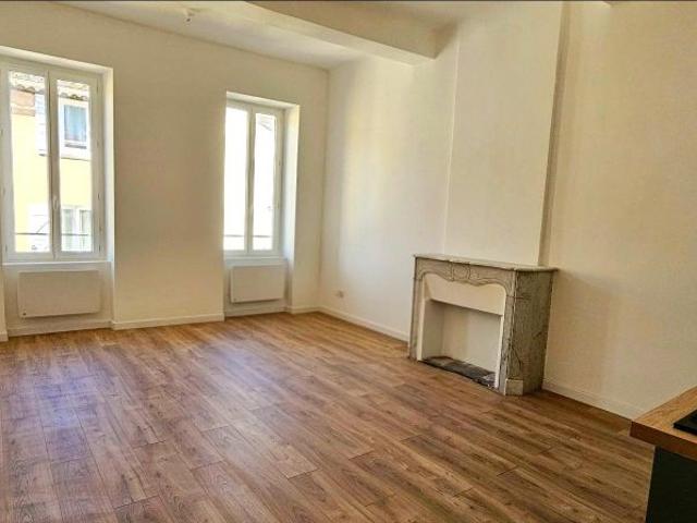 Location Appartement 2 pièces 48m² FLASSANS SUR ISSOLE 83340