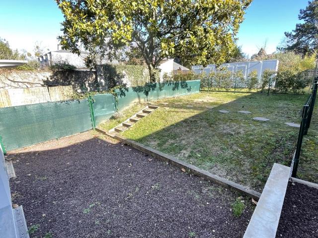 Location Appartement 2 pièces 48m² LA VARENNE ST HILAIRE 94210