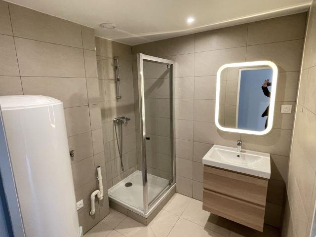 Location Appartement 2 pièces 48m² LA VARENNE ST HILAIRE 94210