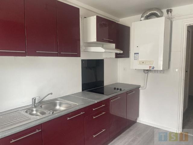 Location Appartement 2 pièces 48m² LANNEMEZAN 65300