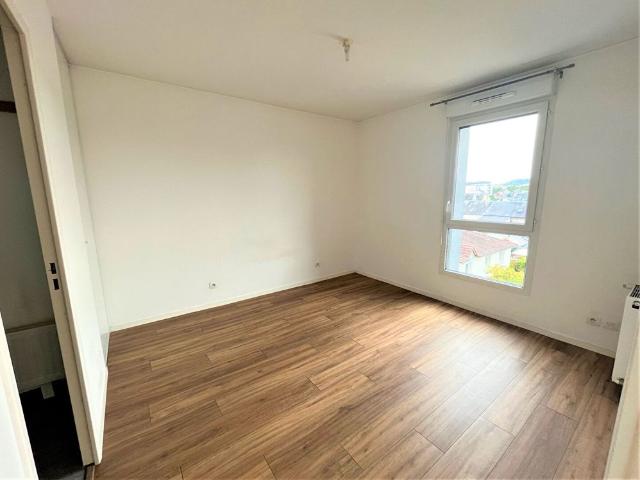 Location Appartement 2 pièces 48m² LE PETIT QUEVILLY 76140