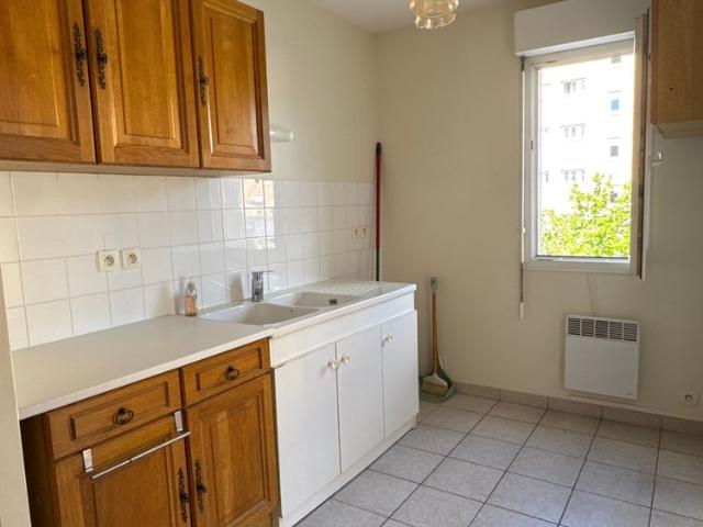 Location Appartement 2 pièces 48m² LE PEAGE DE ROUSSILLON 38550