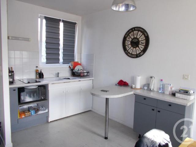 Location Appartement 2 pièces 48m² LILLEBONNE 76170