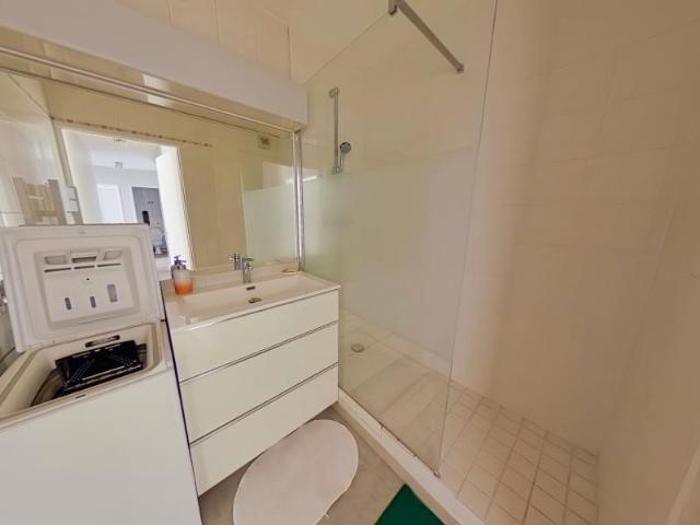 Location Appartement 2 pièces 48m² LYON 6ème