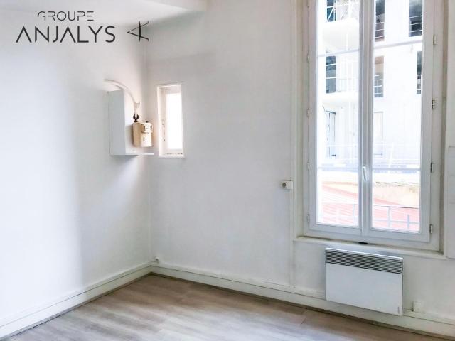 Location Appartement 2 pièces 48m² LYON 7ème