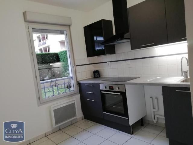 Location Appartement 2 pièces 48m² LYON 8ème