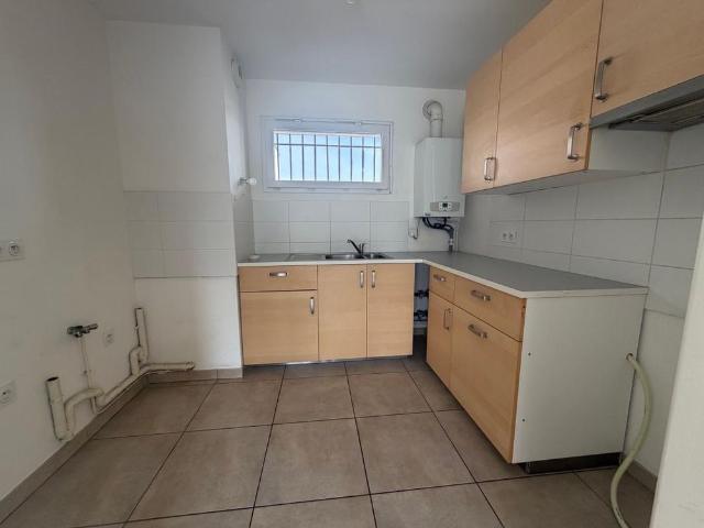 Location Appartement 2 pièces 48m² MONTELIMAR 26200