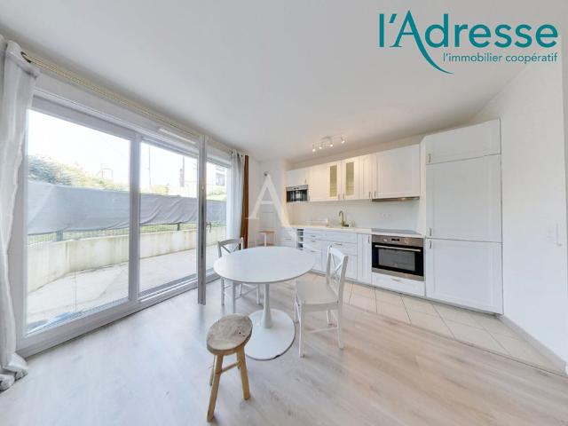 Location Appartement 2 pièces 48m² NOISY LE GRAND 93160