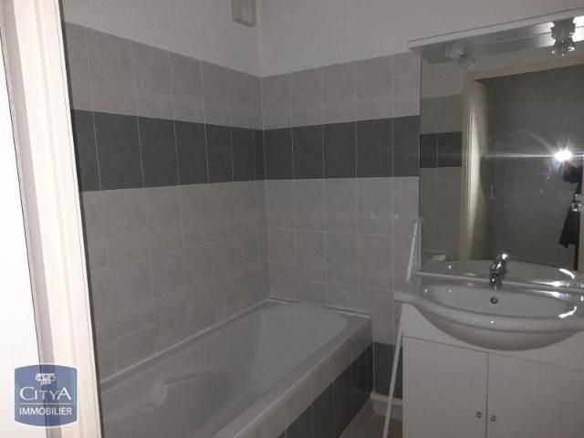 Location Appartement 2 pièces 48m² PONT ST ESPRIT 30130