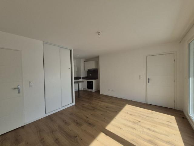 Location Appartement 2 pièces 48m² PERENCHIES 59840