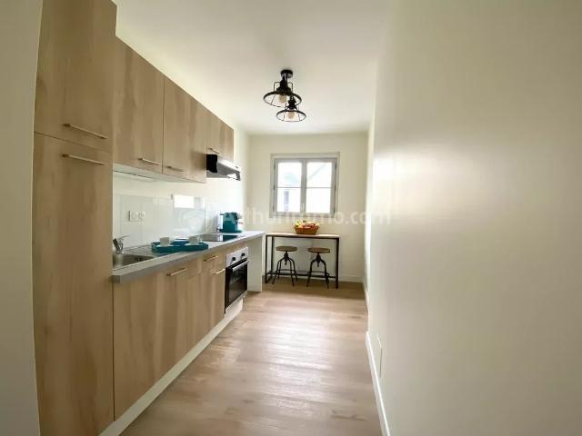 Location Appartement 2 pièces 48m² TOURS 37000