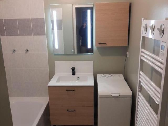 Location Appartement 2 pièces 48m² TERRASSON LAVILLEDIEU 24120