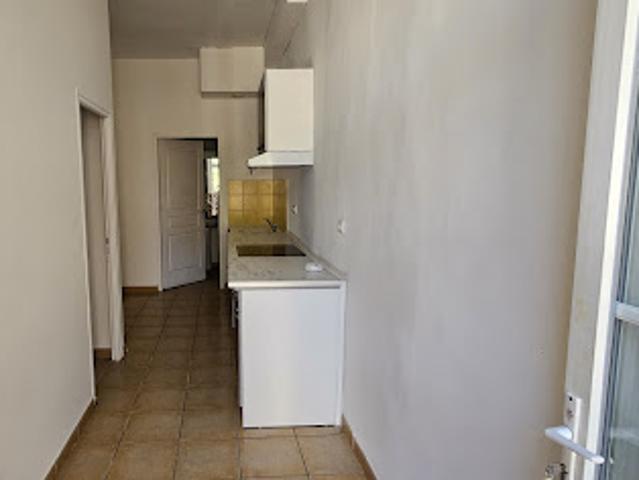 Location Appartement 2 pièces 49.61 m2 Nimes