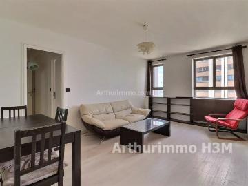 Location Appartement 2 pièces 49 m2 à Paris 19