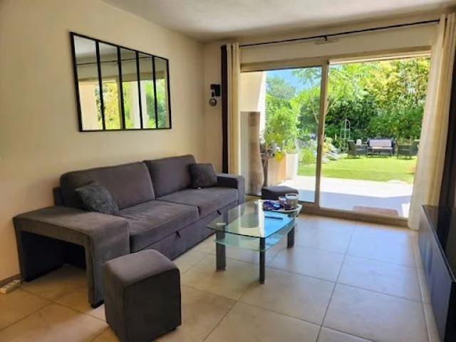 Location Appartement 2 pièces 49 m2 Antibes