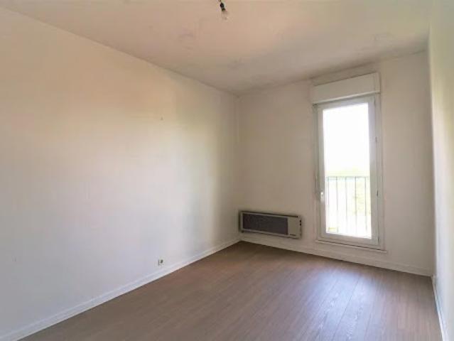 Location Appartement 2 pièces 49 m2 Cercy la Tour