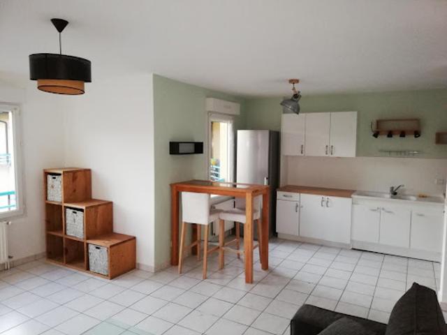 Location Appartement 2 pièces 49 m2 Cruseilles