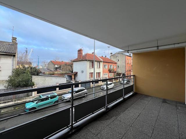 Location Appartement 2 pièces 49 m2 Noisy le Sec